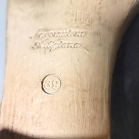 FREE PEOPLE FAMOUS BLUE SHOES! LIKE NEW! - Picture 6 of 7